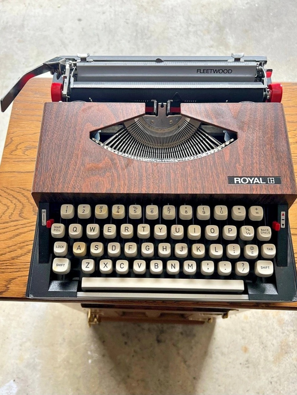 Royal Fleetwood Portable Typewriter Brown & Black